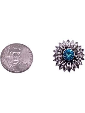 Ginger Snap #203 - “Aqua & Silver Sunflower” For 18mm Snap Jewelry!